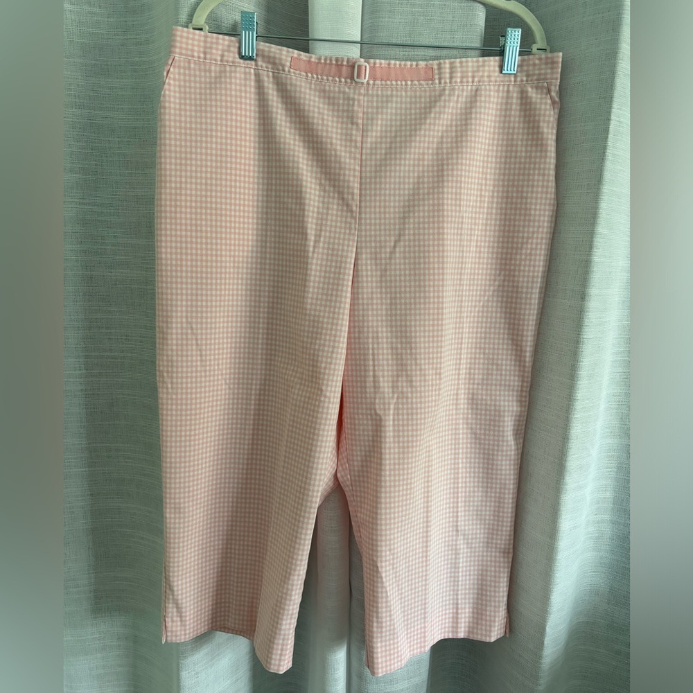 Alfred Dunner pink capris